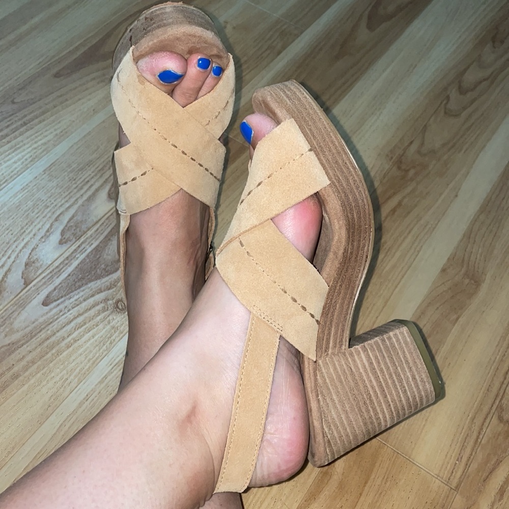 Toms sandals